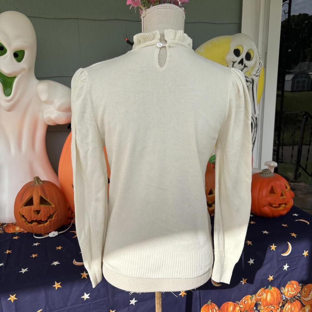 Vtg knit beaded cream sweater - Picture 4 of 5
